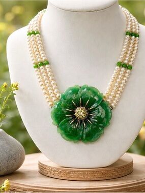 Vintage Jade, Cultured Freshwater Pearl & Peridot Floral Necklace – Sterling 925